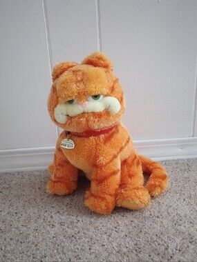 Garfield Plushie Orange Cat